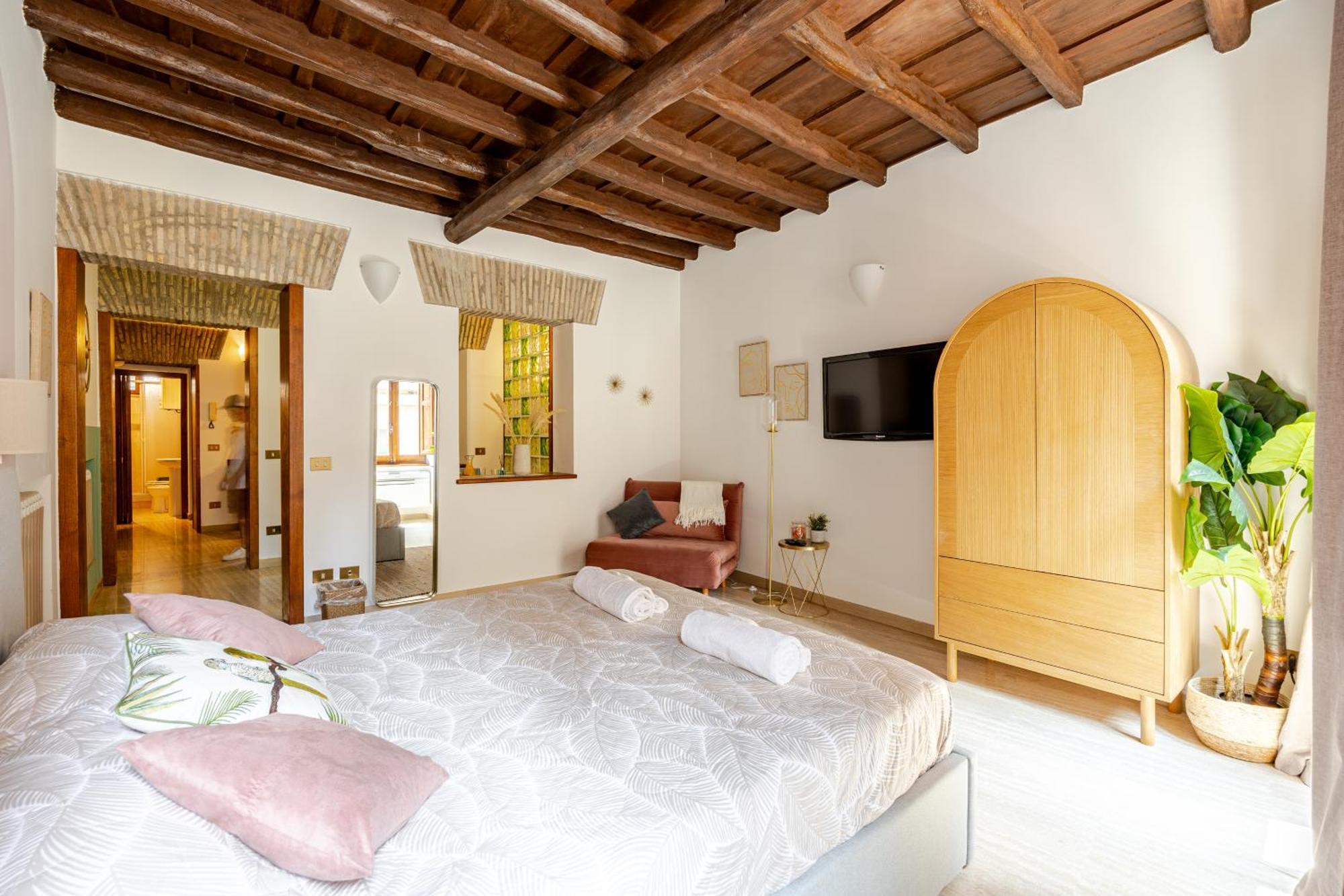 Apartment Leonina - Rione Monti Metro B Cavour Rom